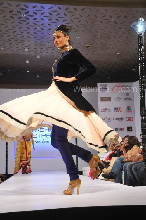 India+Fashion+Street