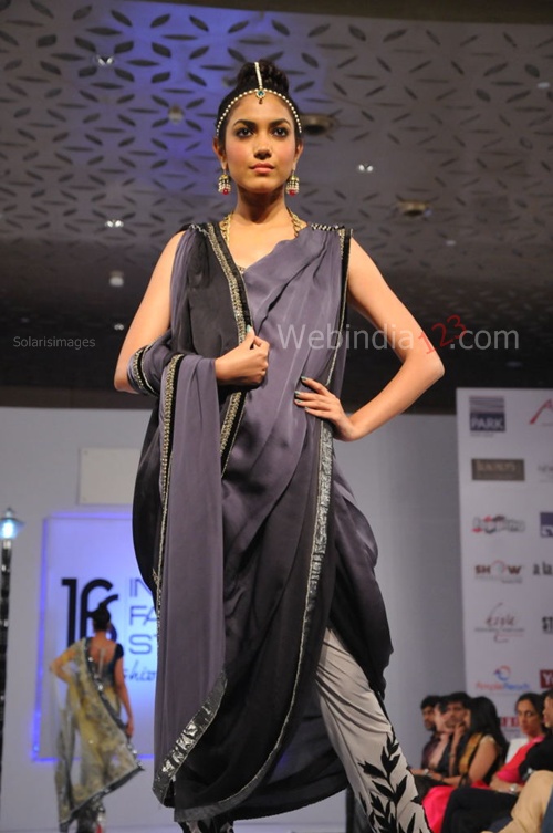 India+Fashion+Street