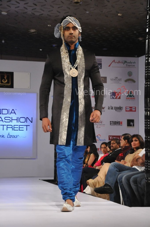India+Fashion+Street