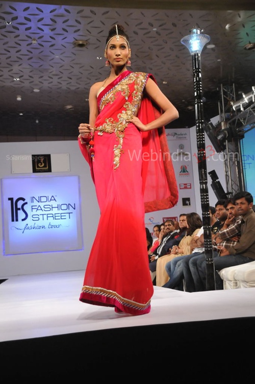 India+Fashion+Street