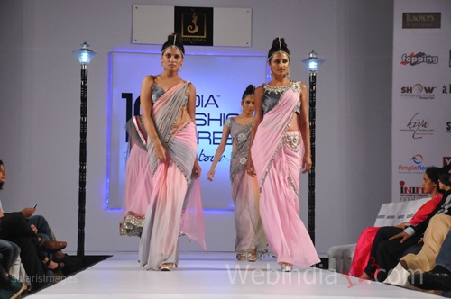 India+Fashion+Street