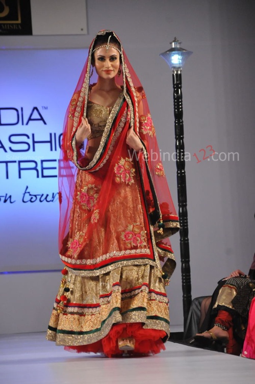 India+Fashion+Street