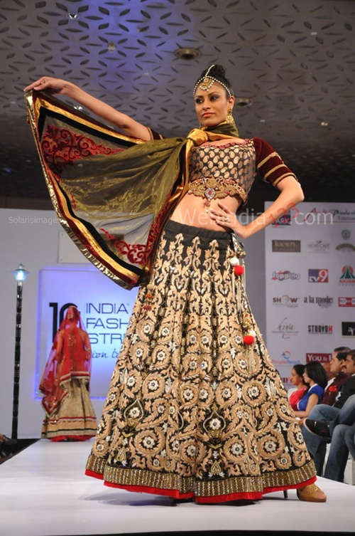 India+Fashion+Street