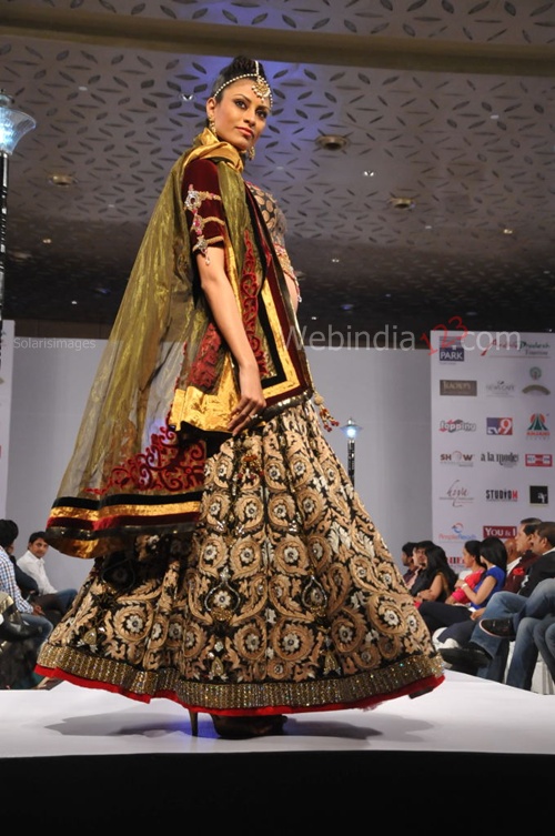 India+Fashion+Street
