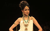 India_Internatio​nal_Jewellery_Week_2012_-_Day_1