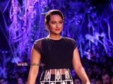 Lakme_Fashion_Week_Summer_Resort_2014_-_Day_1