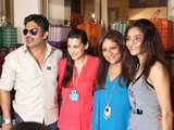 Mana_Shetty's_Araaish_exhibition