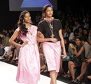 Models+display+the+creation+by+fashion+designer+Nitya+Arora+during+the+Lakme+Fashion+Week+%28LFW%29+Summer%2F+Resort+2014+in+Mumbai%2C+India+on+March+12%2C+2014