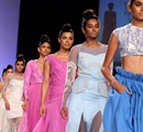 A+model+displays+the+creation+of+fashion+designer+Abdul+Halder+during+the+Lakme+Fashion+Week+%28LFW%29+Summer%2F+Resort+2014+in+Mumbai%2C+India+on+March+13%2C+2014%2E+