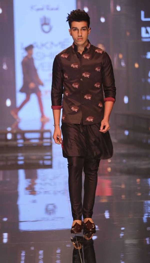 Lakme+Fashion+Week+Winter+Festive+2016+Grand+Finale