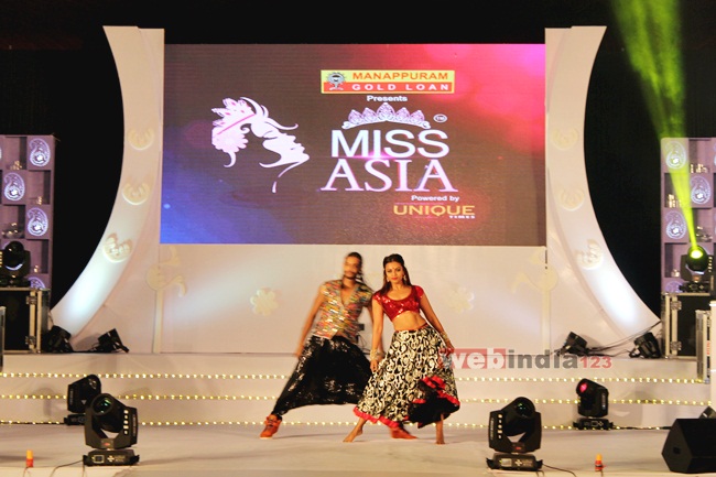 Manappuram+Miss+Asia