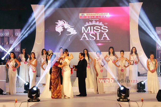 Manappuram+Miss+Asia