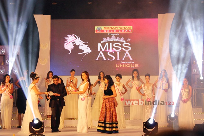 Manappuram+Miss+Asia