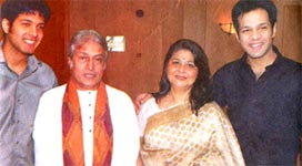 USTAD AMJAD ALI KHAN