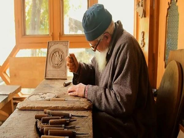 Jalaluddin Sheikh, a master craftsman engraving emotions into walnut wood