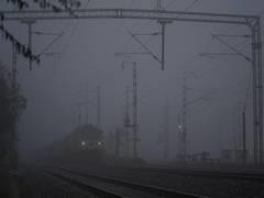 Delhi: Dense fog disrupts flight operations, 22 trains delayed