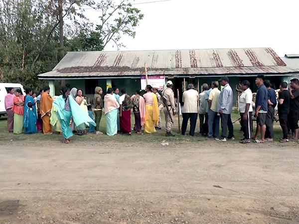 LS polls: 857 polling stations, 87 companies of paramilitary forces, 4000 police deployed in outer Manipur for 2nd phase elections
