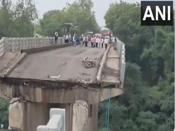 Gujarat bridge collapse: Death toll climbs to 15, rescue operations continue