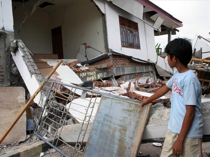 Malaysia''s coastal area hit by 7.1 magnitude earthquake, no tsunami alert