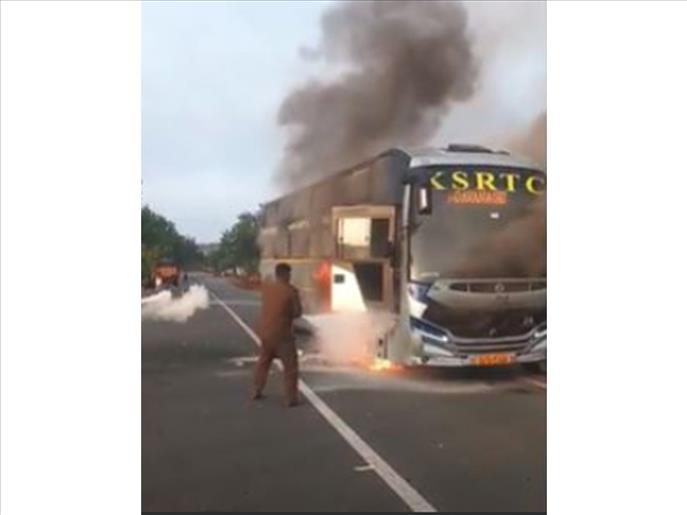 Karnataka: 17 passengers escape as bus catches fire in Haveri; driver lauded for alertness