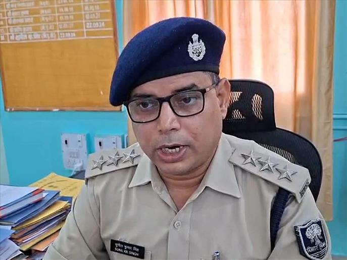 NEET ''Solver Gang'' busted in Nalanda; MBBS student among 2 arrested with cash and forged admit cards