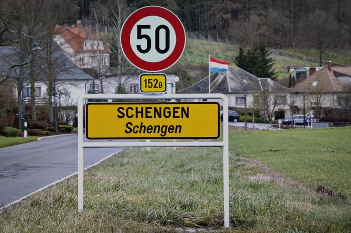 Applying For Schengen Visa? Things You Need To Know 