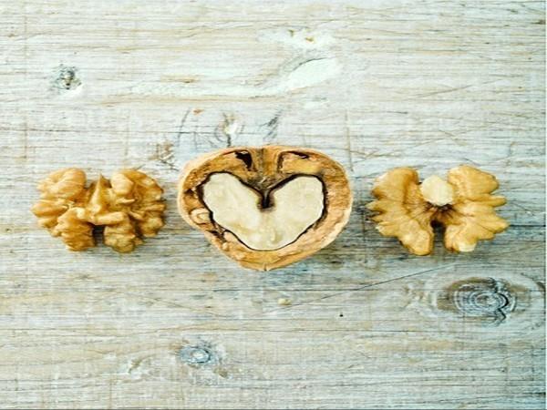 Walnuts for heart health